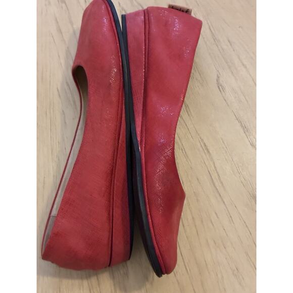 French Sole Holiday RED Ballet Flats Sparkle Ballerina Suede Italy Dorthy OZ 9.5 - Picture 14 of 16